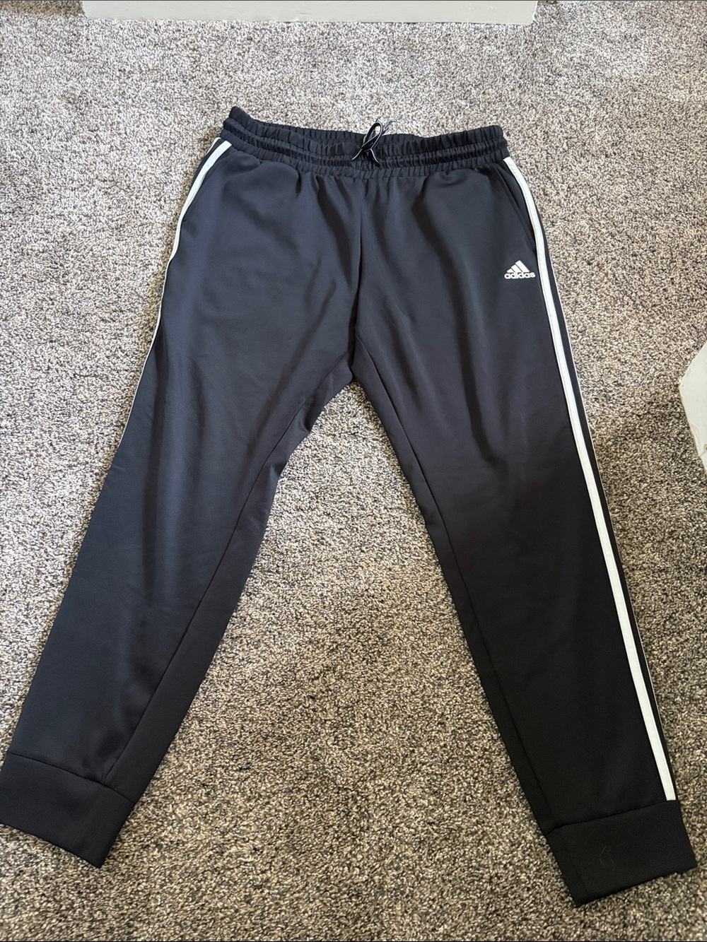 🔥adidas Black Joggers🔥